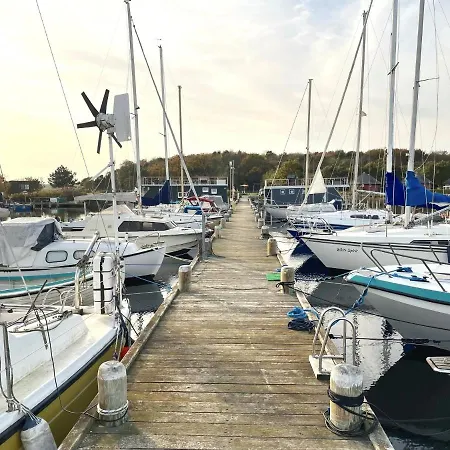 Bruntje - Stern Hausboot * Kragenæs